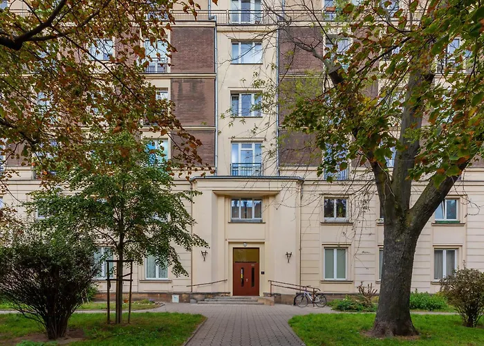 Hotel Aleja Wyzwolenia Studio With Mezzanine Downtown By Renters