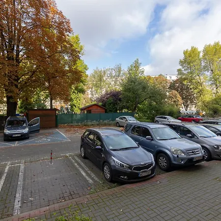 Aleja Wyzwolenia Studio With Mezzanine Downtown By Renters Hotel *